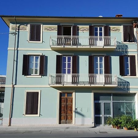 Fiore Di Loto Hotel Capannori Exterior foto
